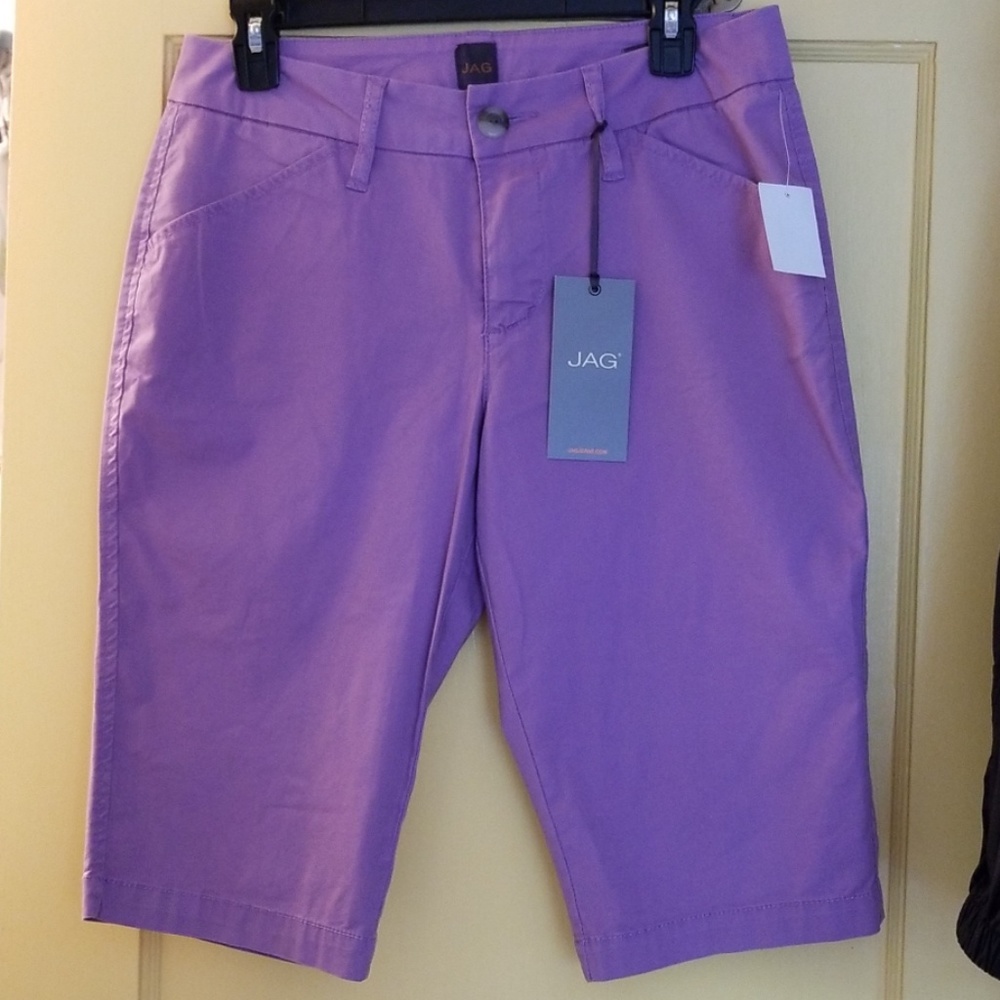 Jag size 8 women's shorts